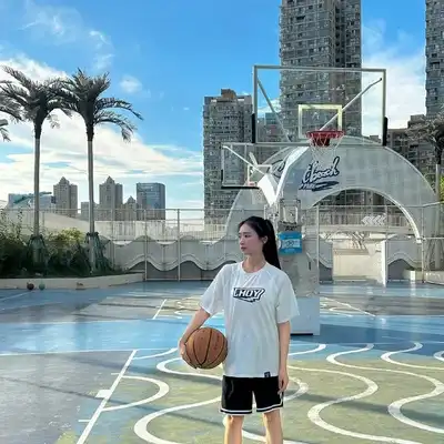 夏诚凡